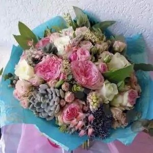 Букет с гиацинтами "Магия любви"