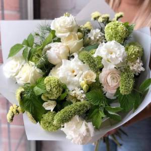 Букет с гиацинтами "Зов леса"