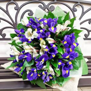 Букет с альстромерией "Лазурный берег"