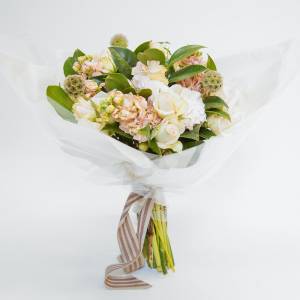 Милашка в розовом