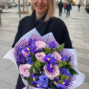 Букет с гиацинтом "Вайлет"