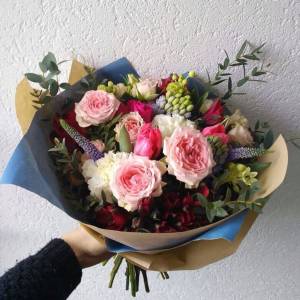 Букет с гиацинтами "Салют"