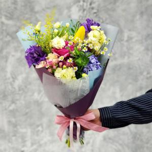 Букет с гиацинтами "Весенний"